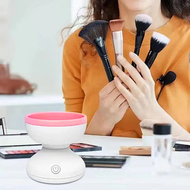 Aptus Praxis Portable USB Makeup Brush Cleaner: Quick & Gentle