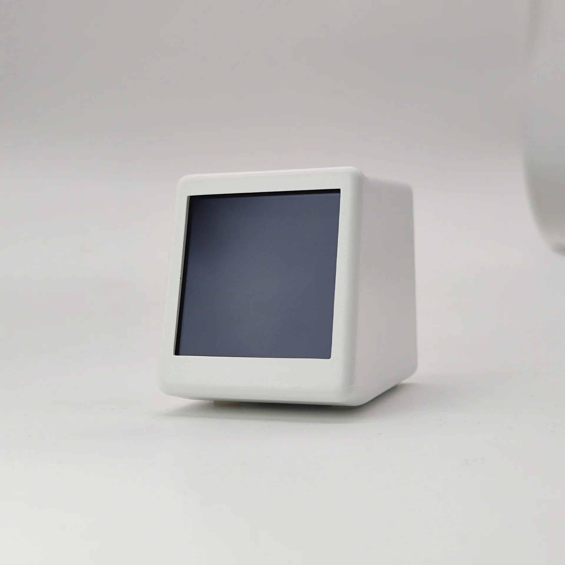 Mobile & Tablet white