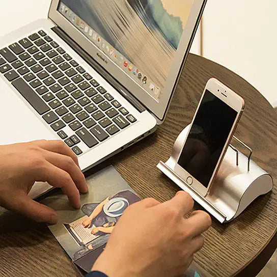 Aptus Praxis Universal Gadget Charging Station: Power & Play