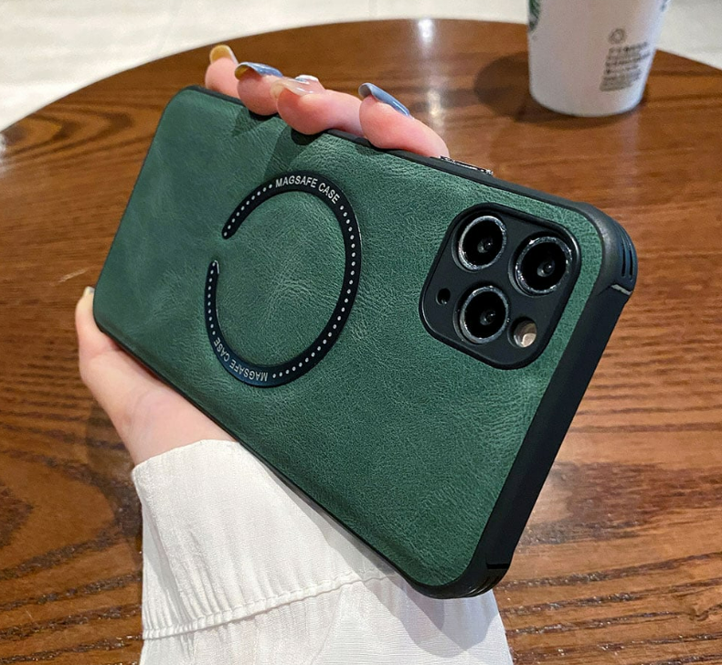 Aptus Praxis Magsafe Charging Phone Case: Style, Power & Protection