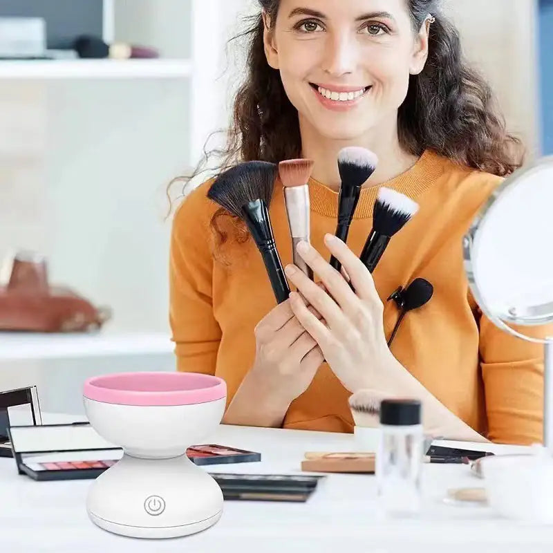 Aptus Praxis Portable USB Makeup Brush Cleaner: Quick & Gentle