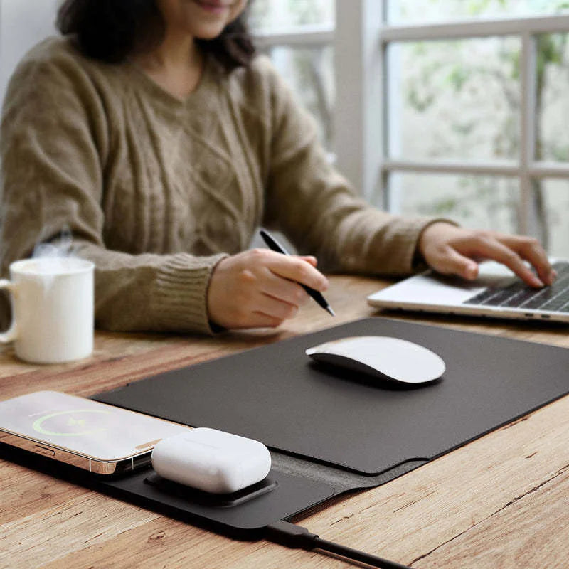 Wireless Charging Laptop Bag